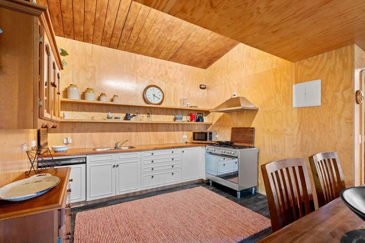 61 Grehan Valley Road Akaroa_12