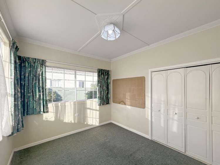 25 Huia Street 2263_6