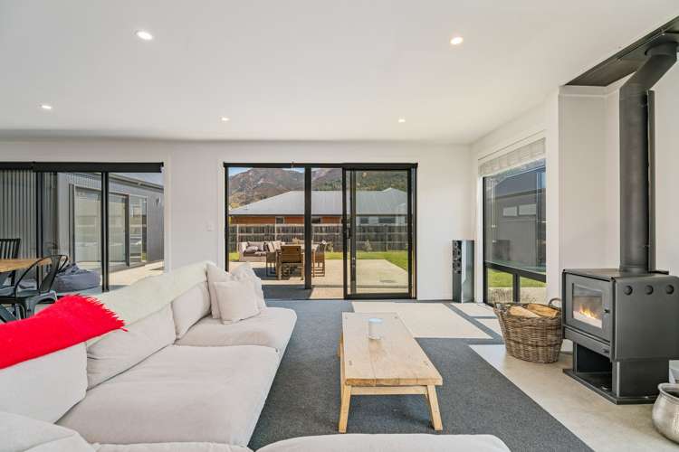 22 Hewson Crescent Lake Hawea_6