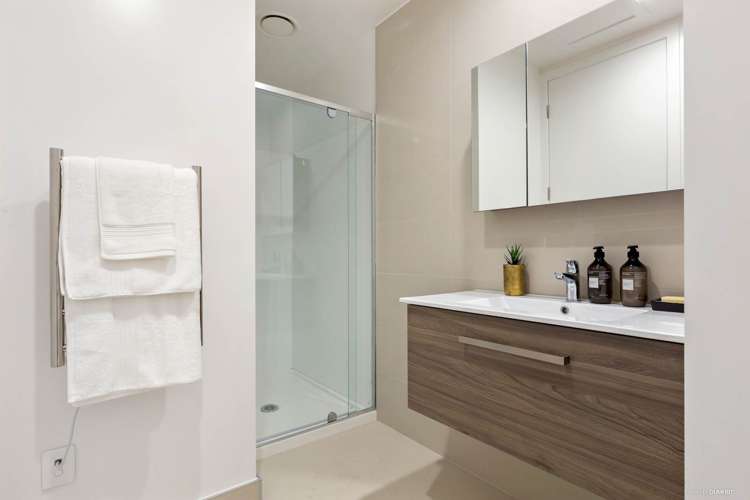 706/6 Waikumete Road Glen Eden_12