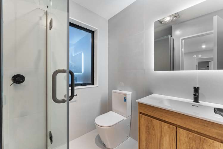 2 Papai Lane Massey_10