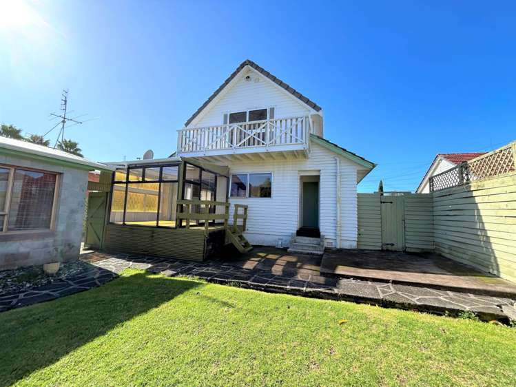 125 Portage Road New Lynn_20