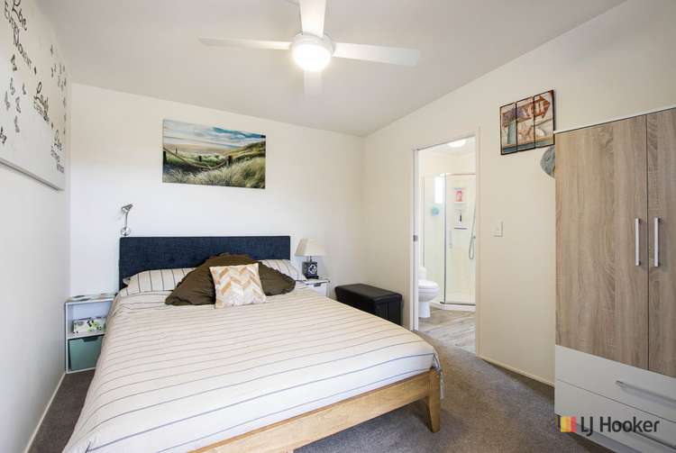 10 Reel Road Athenree_11