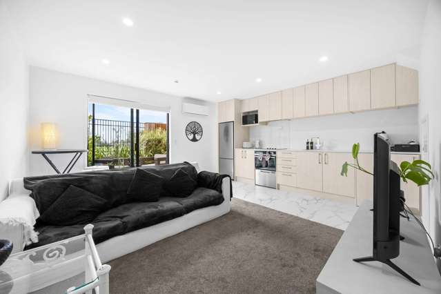 10/79 Taikata Road Te Atatu Peninsula_1
