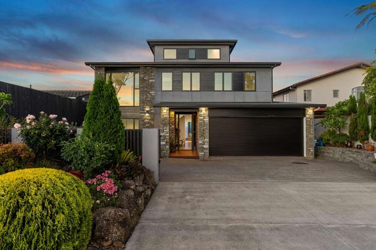 236 Vipond Road_3