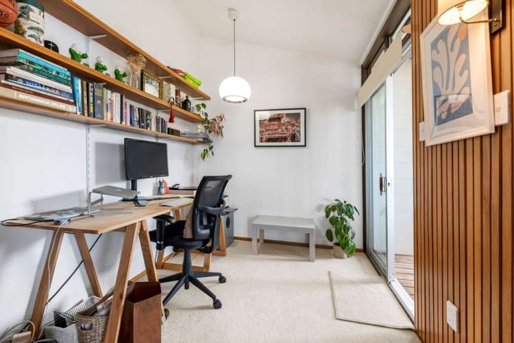 57 Parr Terrace Castor Bay_12