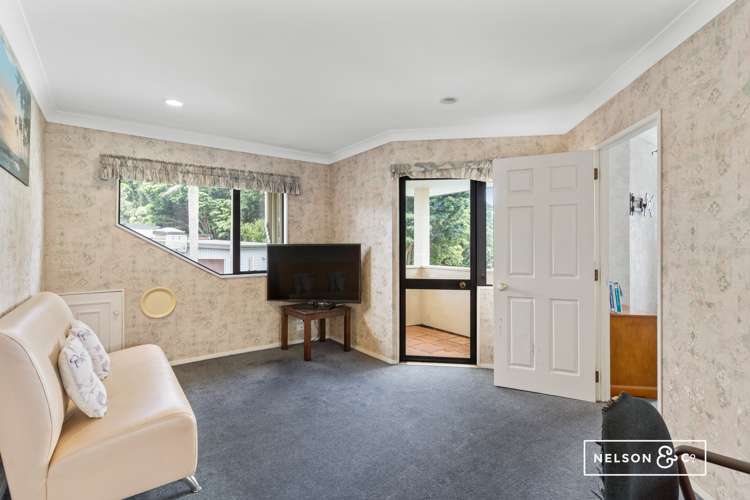 10 Silkwood Grove Totara Heights_13