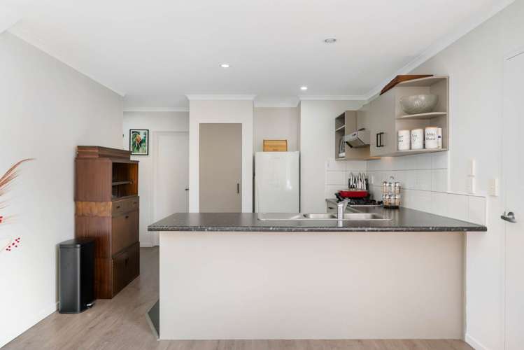 18 Saralee Drive Manurewa_8