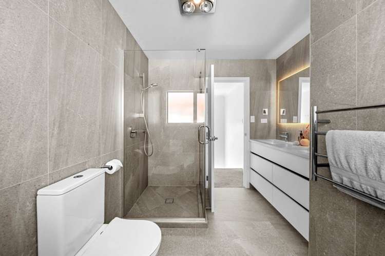 562d Beach Road Rothesay Bay_14