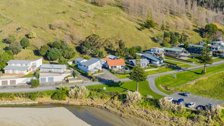 3432 Pourerere Beach Road Central Hawkes Bay Coastal_22