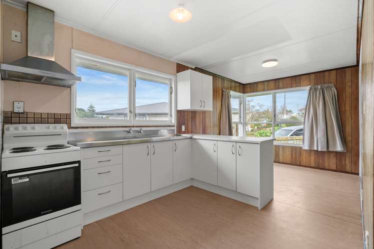 7 Leonard Place Otara_3