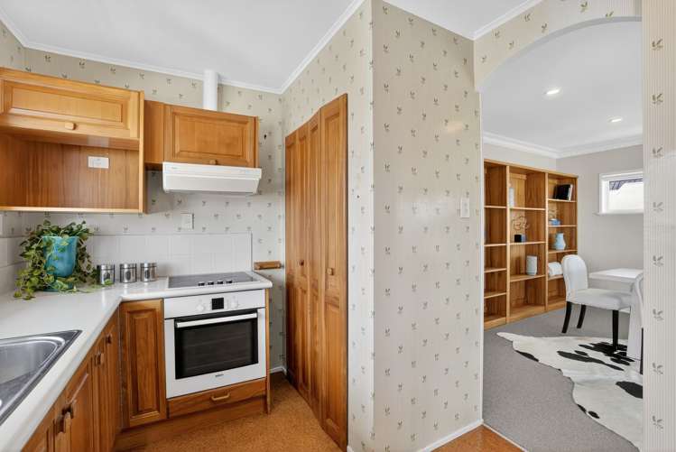 2/33 Gulf View Road Murrays Bay_10