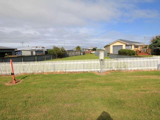 52 Nash Parade Foxton Beach_3