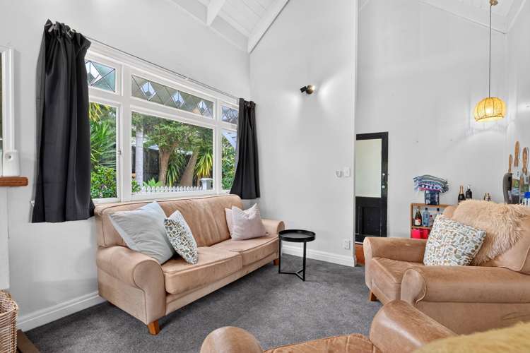 64 Larchwood Avenue Westmere_9
