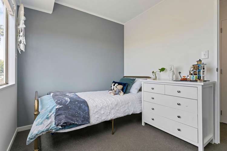 27 Ian Sage Avenue Torbay_9