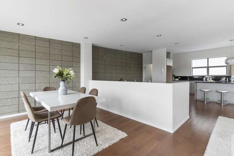 9/8 Wilk Lane Browns Bay_11