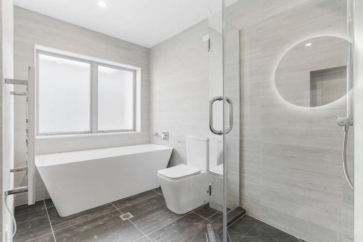 1b Sea Spray Drive Bucklands Beach_19