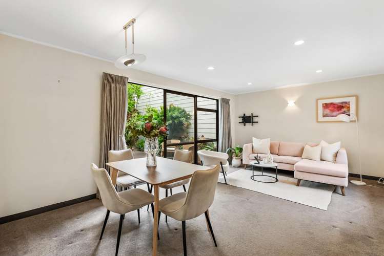 4/20 Hayden Street_5