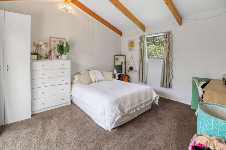 8 Ingram Road Hexton_16