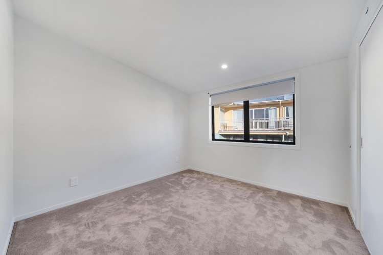 17 Timo Way Flat Bush_17