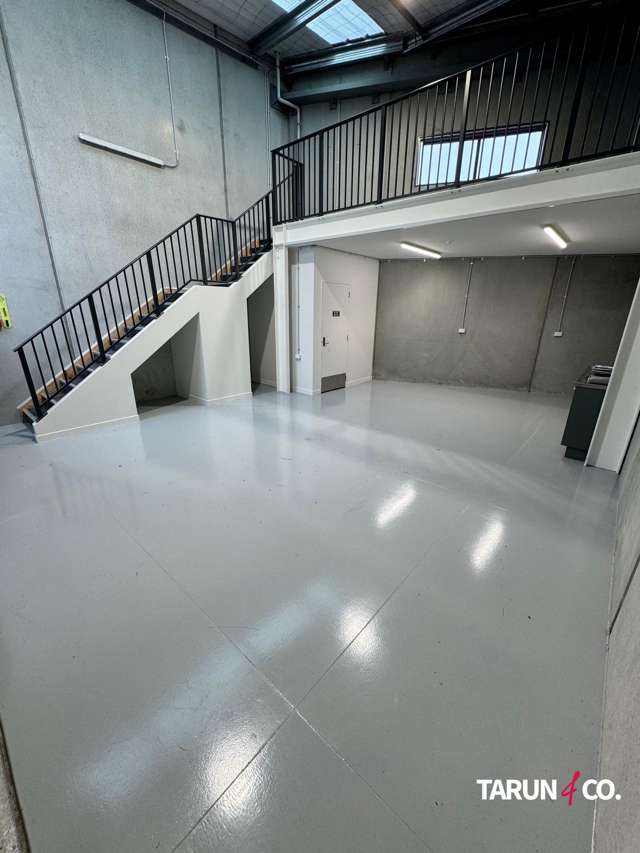 Affordable 73sqm Warehouse - Westgate