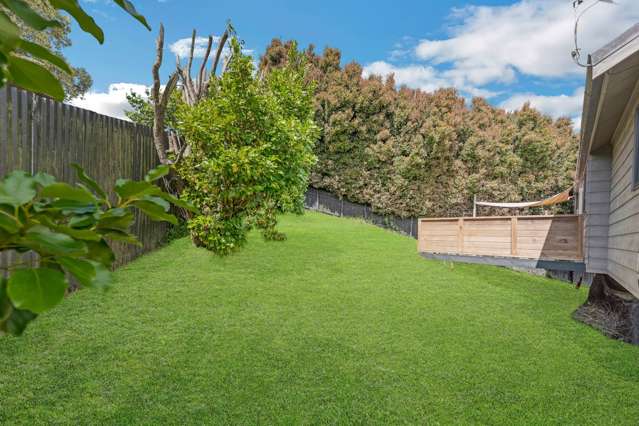 26 Orinda Close Botany Downs_3