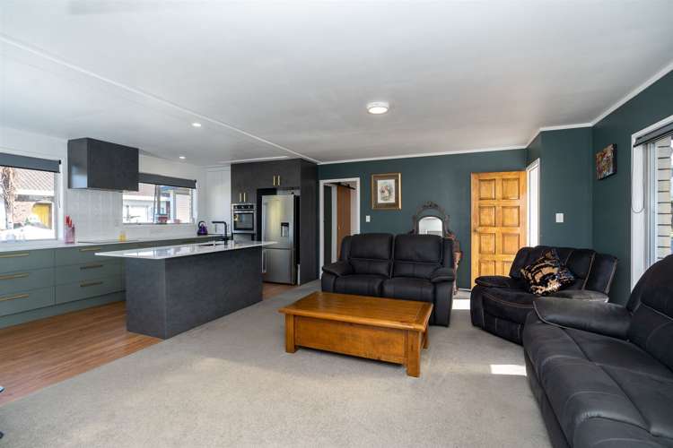 47 Rodney Street Nawton_1