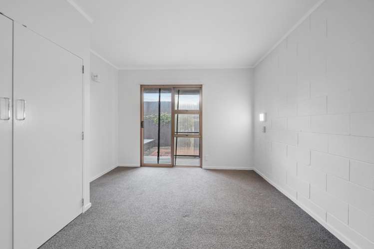 2/25A Vine Street Mangere East_9