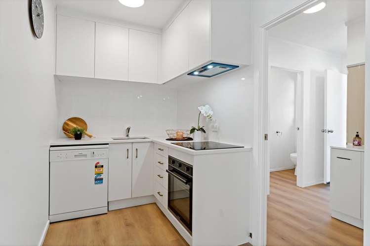 2/408 Ellerslie Panmure Highway Mount Wellington_6