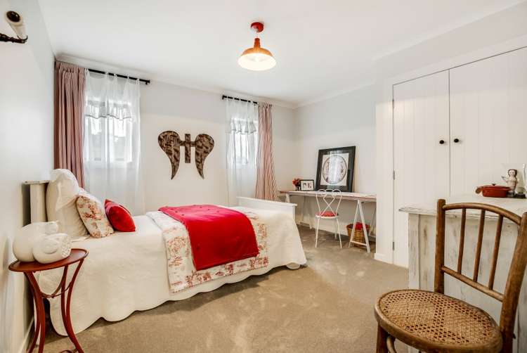 323f Huia Road Titirangi_18