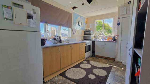 162 Gibson Quay Hokitika_1