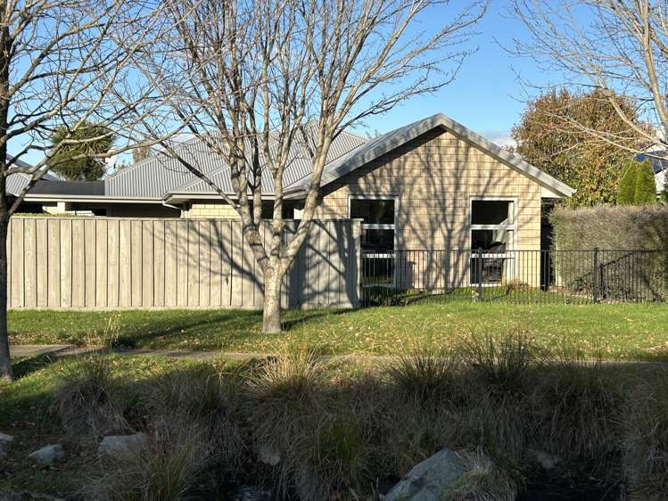 3 The Gate Yaldhurst_19