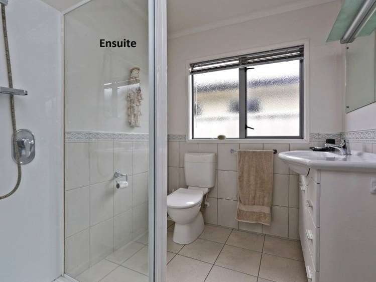 117 Mcleod Street Camberley_10