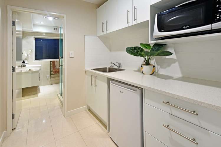 13 Fairhill Place Flat Bush_6