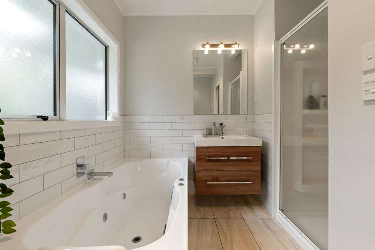 43 Silverstream Road Crofton Downs_17