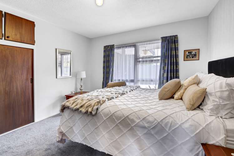 1/14 Gatonby Place Avonhead_10