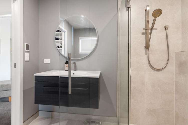 53 Marine Corps Drive Solway_15