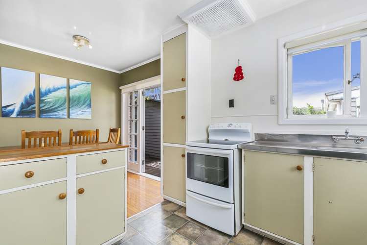 9 Paton Avenue Te Atatu South_9