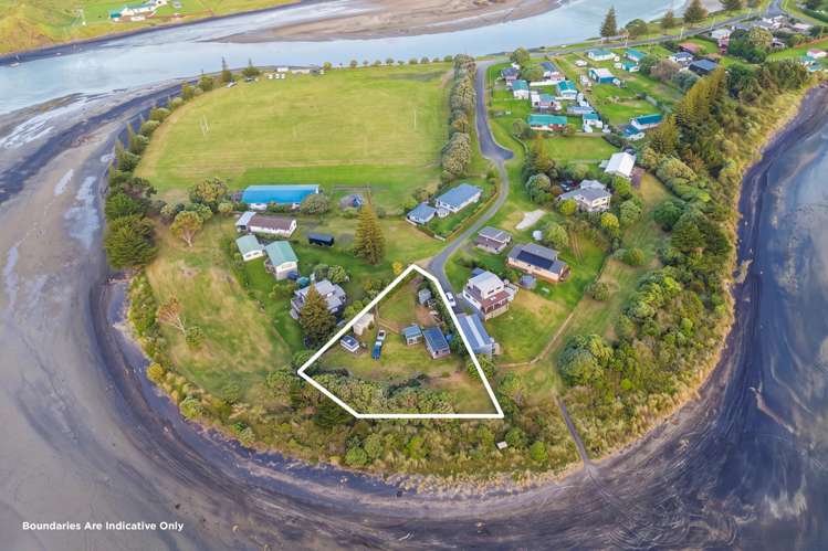 21 Carley Reeve Drive Marokopa_6
