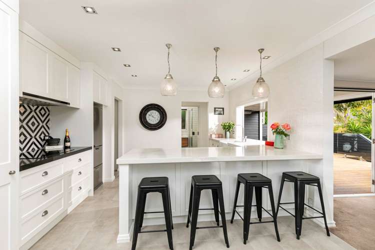 16 Weatherly Road Torbay_8