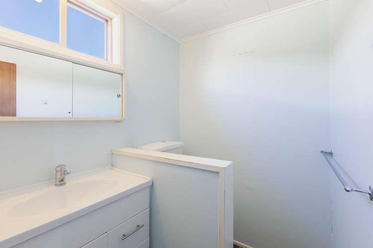 902 Dufferin Street Akina_8