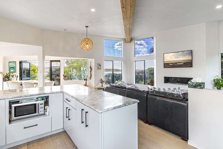 62 Kennedy Point Road Surfdale_13