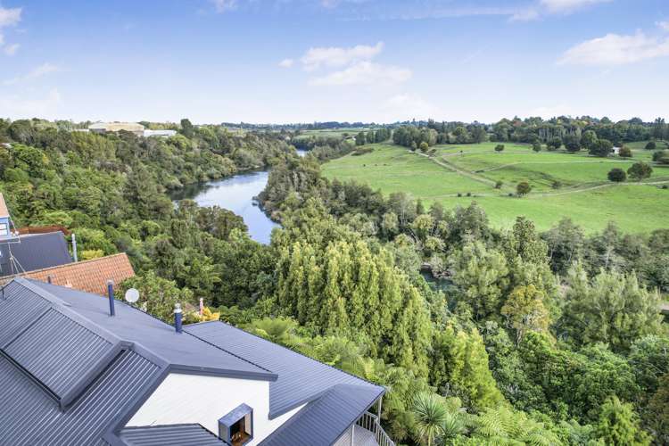 32 Silva Crescent Riverlea Hamilton City Houses for Sale One Roof