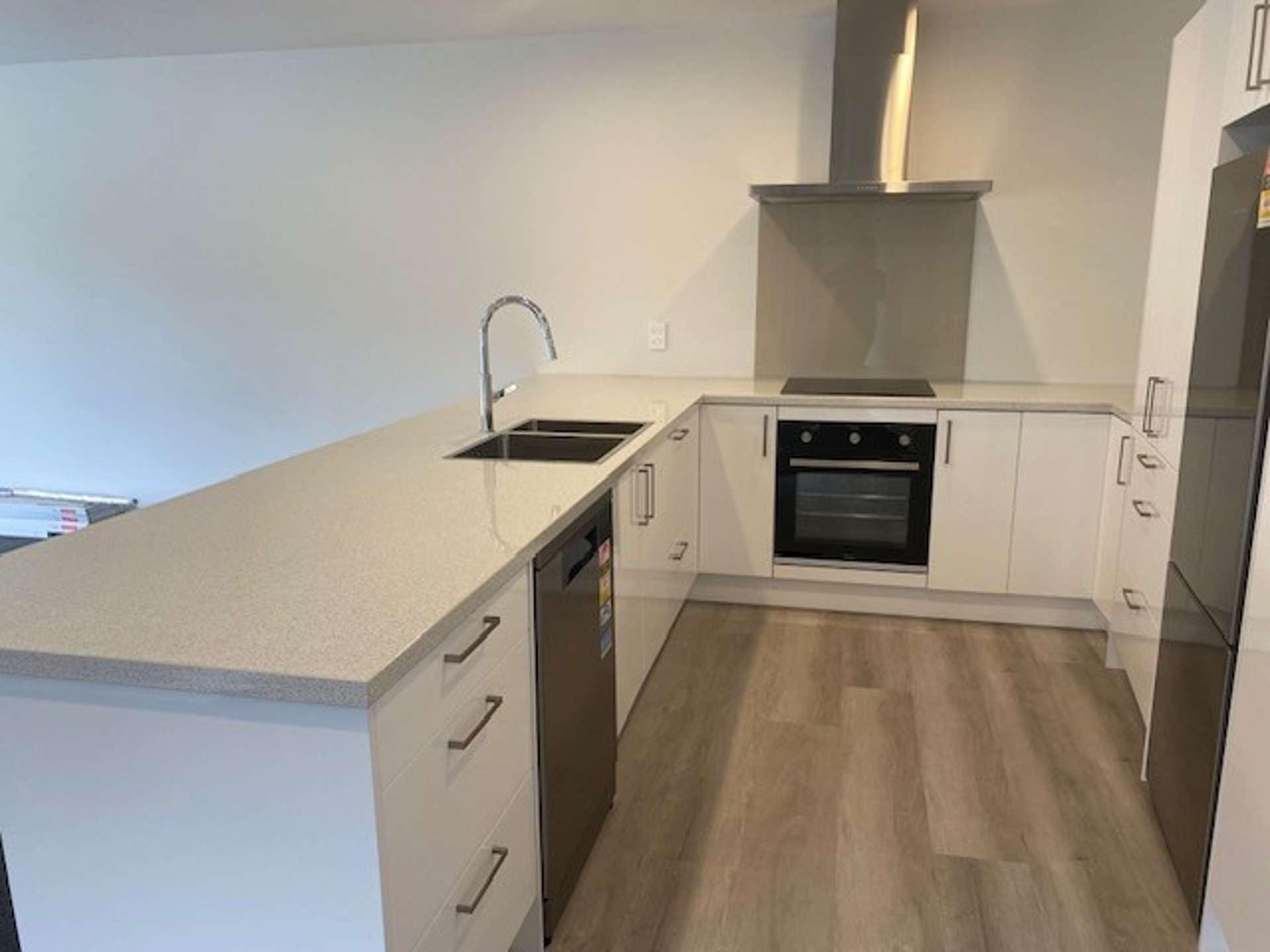 A/28 Collins Avenue Tawa_0