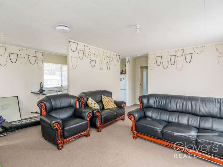 1/4 Ireland Place Ranui_3