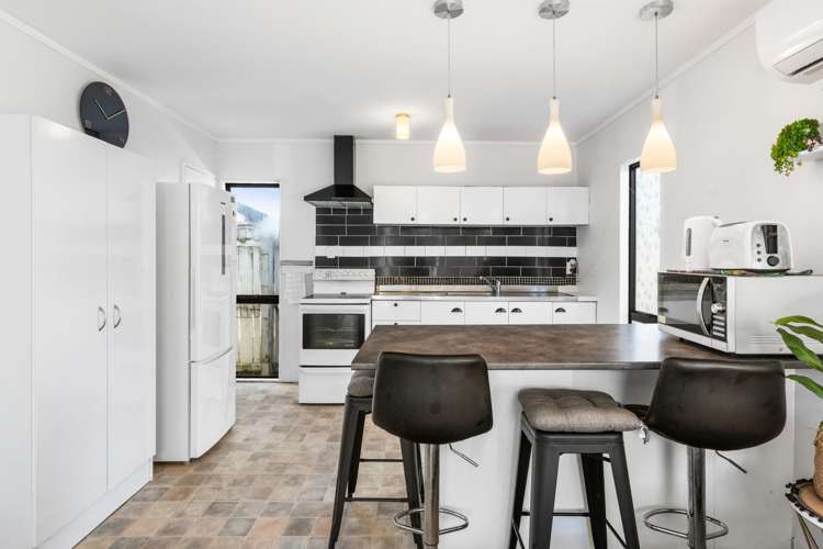 1/52 Tironui Road_3