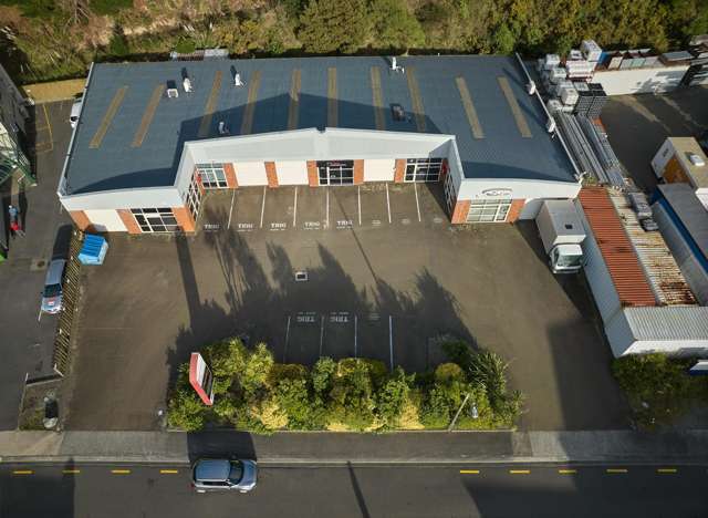 5/7 Mccormack Place Ngauranga_1