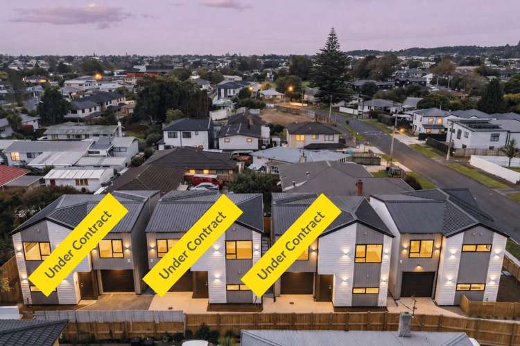 4/4 Tawa Crescent_0