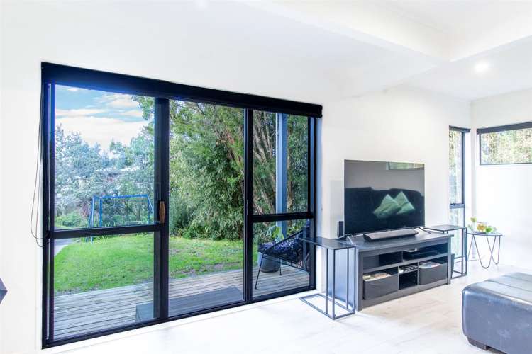 1/110 Nigel Road Browns Bay_8