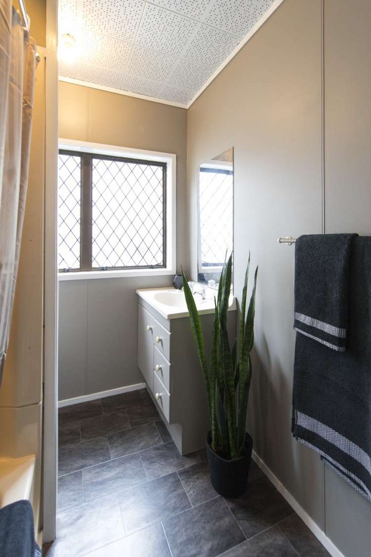 65 Shackleton Road Mount Eden_11